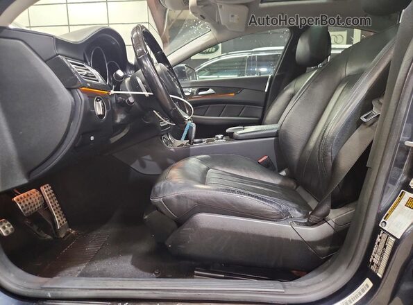 WDDLJ9BB7GA162134 2016 MERCEDES-BENZ CLS-CLASS Blue Вид салону спереду