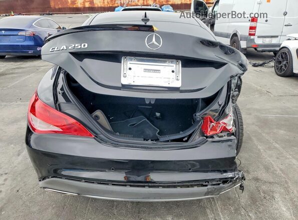 WDDSJ4EB0JN639822 2018 MERCEDES-BENZ CLA-CLASS Black Widok z tyłu
