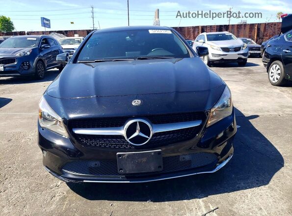 WDDSJ4EB0JN639822 2018 MERCEDES-BENZ CLA-CLASS Black Widok z przodu