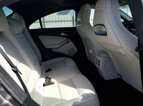 WDDSJ4EB2GN383787 2016 MERCEDES-BENZ CLA-CLASS Gray Vista de los asientos traseros