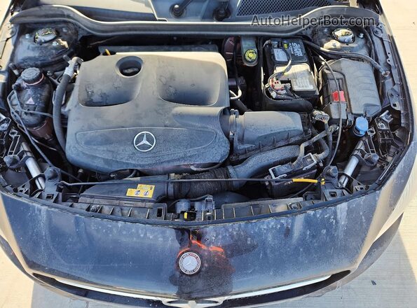 WDDSJ4EB3GN372703 2016 MERCEDES-BENZ CLA-CLASS Black Вид задньої частини салону