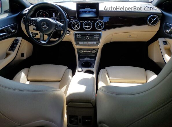 WDDSJ4EB4JN619637 2018 MERCEDES-BENZ CLA-CLASS White Вид панелі приладів