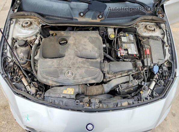 WDDSJ4EB5GN355532 2016 MERCEDES-BENZ CLA-CLASS Silver Вид задньої частини салону