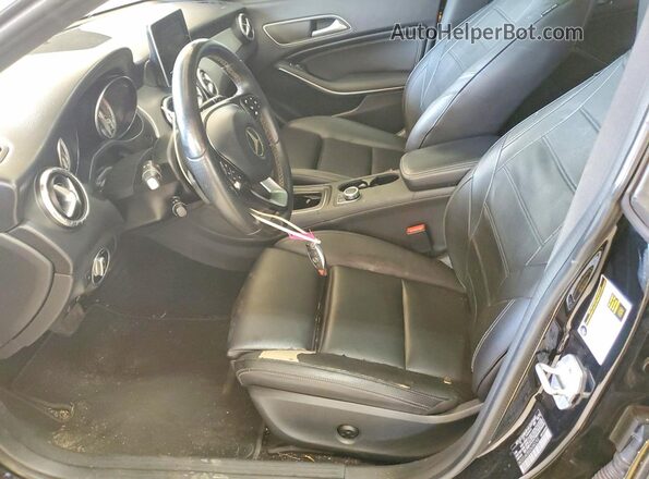 WDDSJ4EB5GN382293 2016 MERCEDES-BENZ CLA-CLASS Black Vista interior delantera