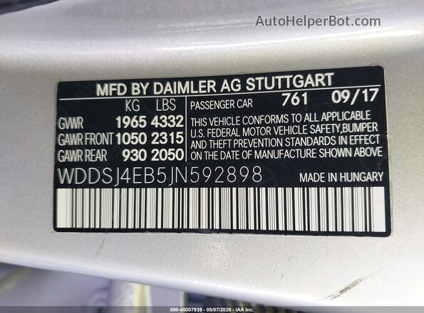 WDDSJ4EB5JN592898 2018 MERCEDES-BENZ CLA 250 Silver Vista del compartimento del motor