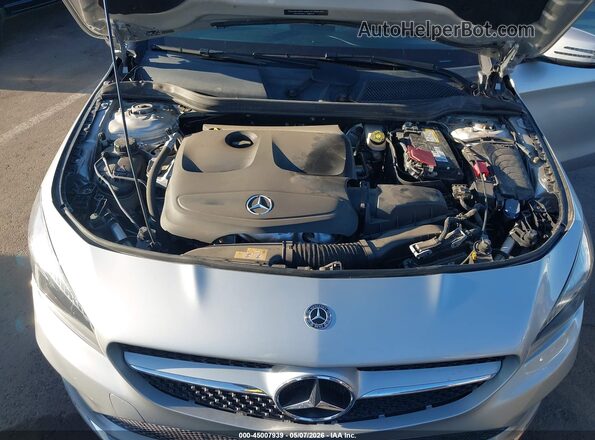 WDDSJ4EB5JN592898 2018 MERCEDES-BENZ CLA 250 Silver Vista trasera