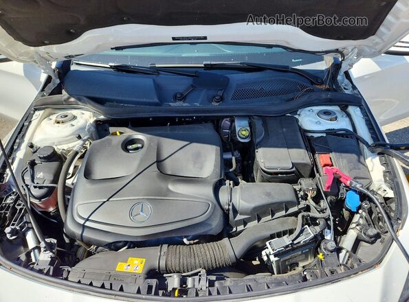 WDDSJ4EB5KN719537 2019 MERCEDES-BENZ CLA-CLASS White უკანა სალონის ხედი