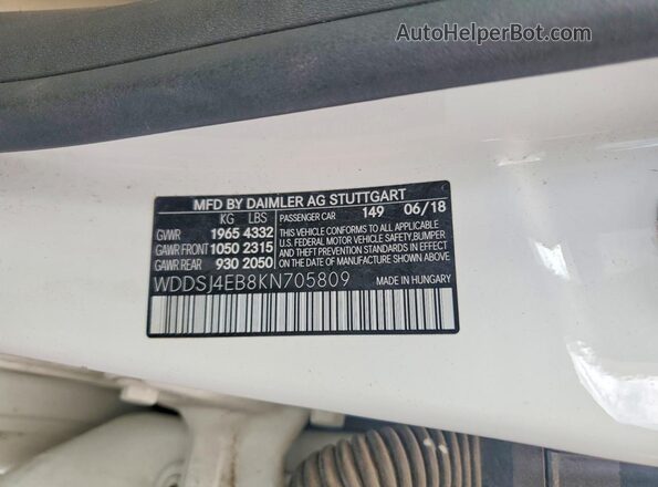 WDDSJ4EB8KN705809 2019 MERCEDES-BENZ CLA-CLASS White ძრავის განყოფილების ხედი