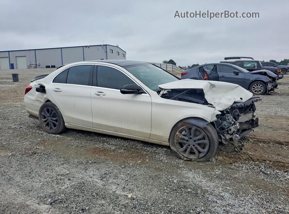 WDDWF4KBXJR375119 2018 MERCEDES-BENZ C White Przód prawy