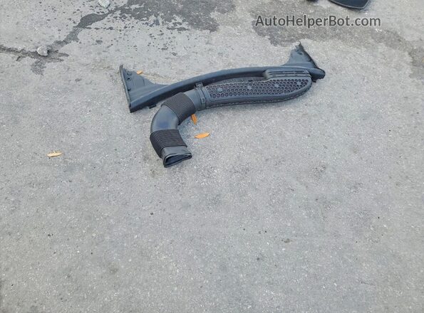 WDDWF8DB2LR527062 2020 MERCEDES-BENZ C Gray Vista del compartimento del motor