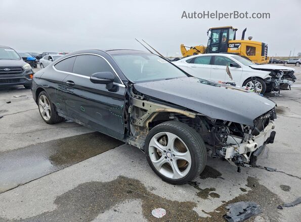 WDDWJ4JB3HF369741 2017 MERCEDES-BENZ C Черный Передняя правая четверть