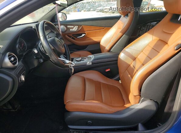 WDDWJ4KB0HF336680 2017 MERCEDES-BENZ C Blue Widok wnętrza z przodu