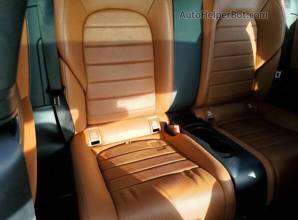WDDWJ4KB0HF336680 2017 MERCEDES-BENZ C Blue Widok tylnych siedzeń