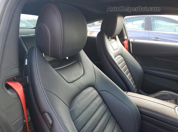 WDDWJ6EB3HF440930 2017 MERCEDES-BENZ C Gray Vista de los asientos traseros