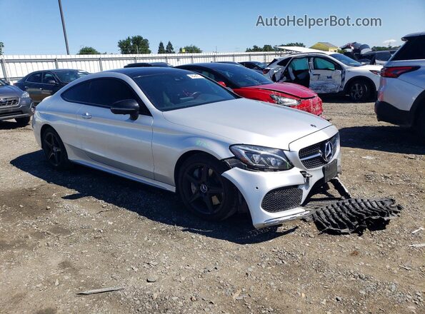 WDDWJ6EB4JF676086 2018 MERCEDES-BENZ C Серебряный Передняя правая четверть