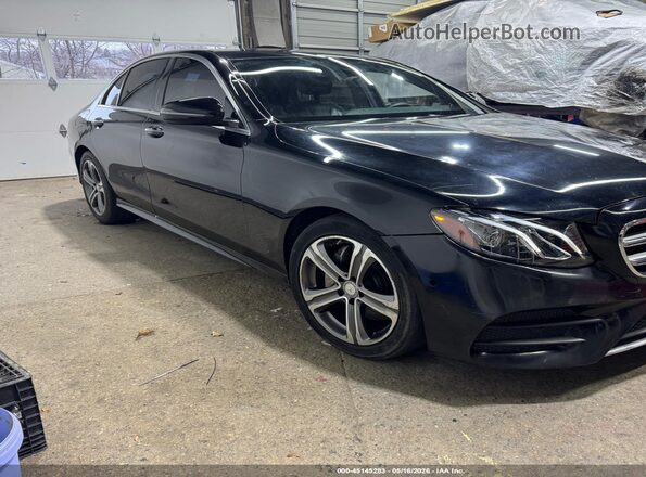 WDDZF4JB0HA182257 2017 MERCEDES-BENZ E-CLASS Черный Передняя правая четверть