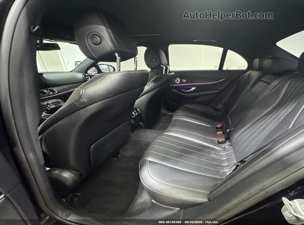 WDDZF4JB0HA182257 2017 MERCEDES-BENZ E-CLASS Черный Вид спереди