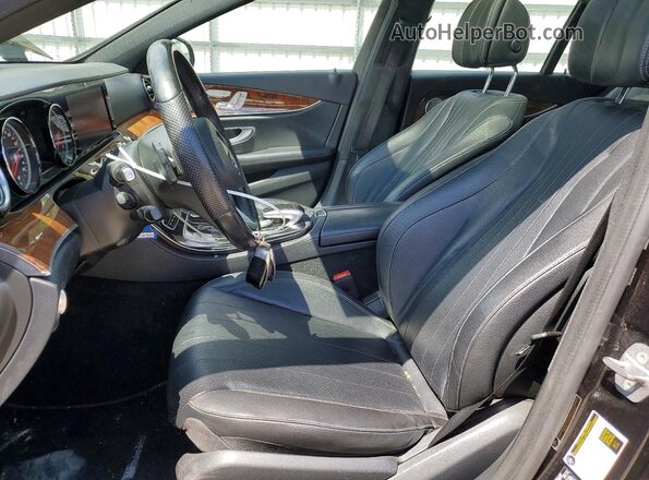 WDDZF4JB3HA108248 2017 MERCEDES-BENZ E Черный Вид салона спереди