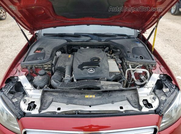 WDDZF4JB4KA520055 2019 MERCEDES-BENZ E Red Vista del compartimento del motor