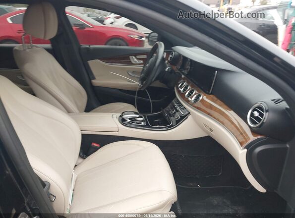 WDDZF4JB5HA178558 2017 MERCEDES-BENZ E-CLASS Dark Blue Вид салона спереди