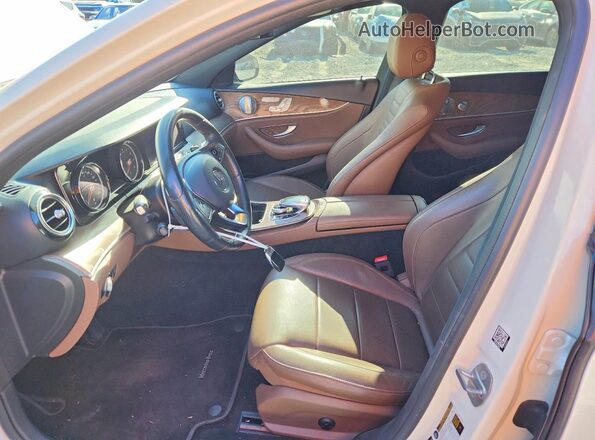 WDDZF4JB5JA351338 2018 MERCEDES-BENZ E Белый Вид салона спереди