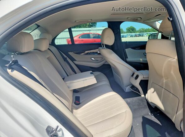 WDDZF4JB8HA081385 2017 MERCEDES-BENZ E Белый Вид задних сидений