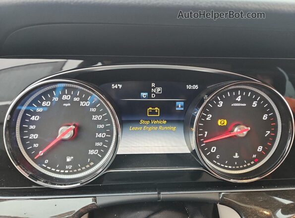 WDDZF4JB8JA357103 2018 MERCEDES-BENZ E Черный Вид щитка приборов
