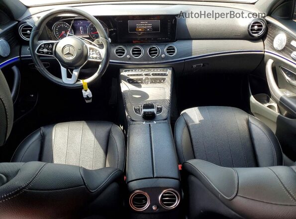 WDDZF4JBXKA507925 2019 MERCEDES-BENZ E Серый Вид панели приборов