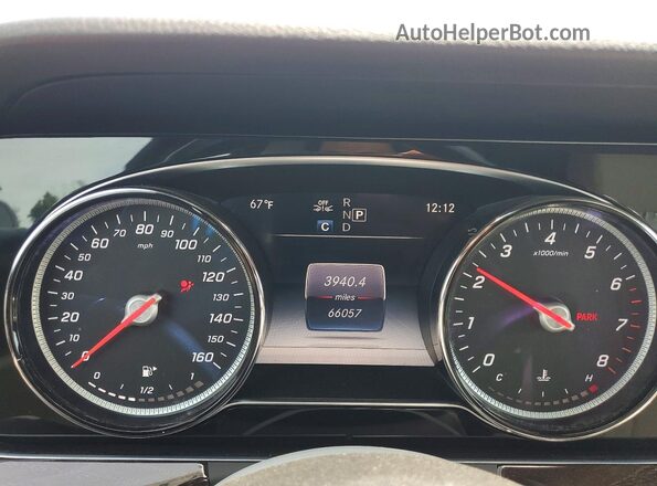 WDDZF4JBXKA508413 2019 MERCEDES-BENZ E Белый Вид щитка приборов