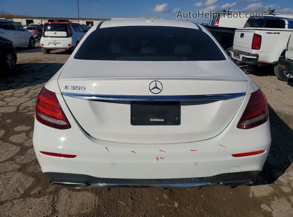 WDDZF4JBXKA600458 2019 MERCEDES-BENZ E White Vista trasera