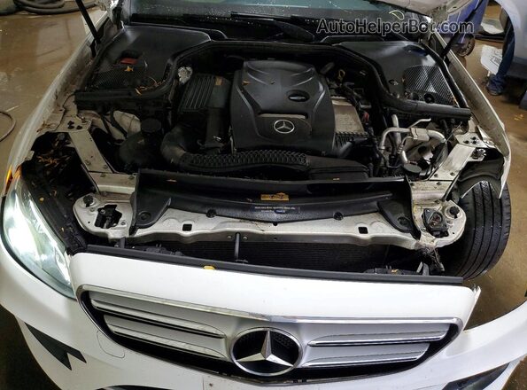 WDDZF4KB0HA062747 2017 MERCEDES-BENZ E Белый Вид задней части салона