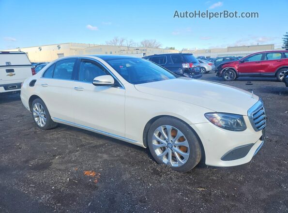 WDDZF4KB0HA073022 2017 MERCEDES-BENZ E Белый Передняя правая четверть