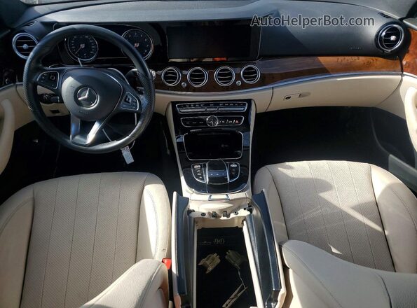 WDDZF4KB0HA209858 2017 MERCEDES-BENZ E Серый Вид панели приборов
