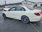 2018 Mercedes-benz E 300 4matic Белый vin: WDDZF4KB0JA429720