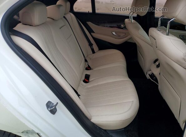 WDDZF4KB1JA301602 2018 MERCEDES-BENZ E White Widok tylnych siedzeń