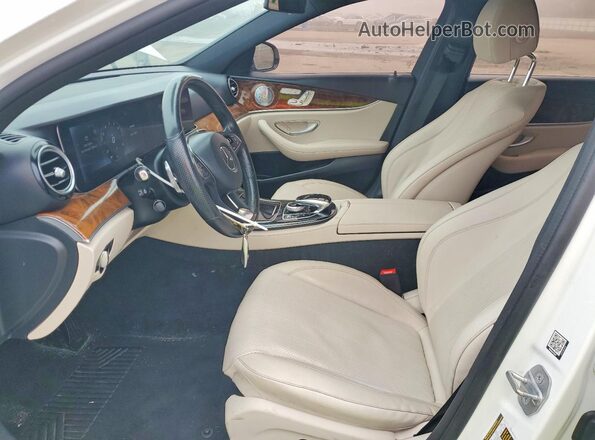 WDDZF4KB1JA301602 2018 MERCEDES-BENZ E White Widok wnętrza z przodu