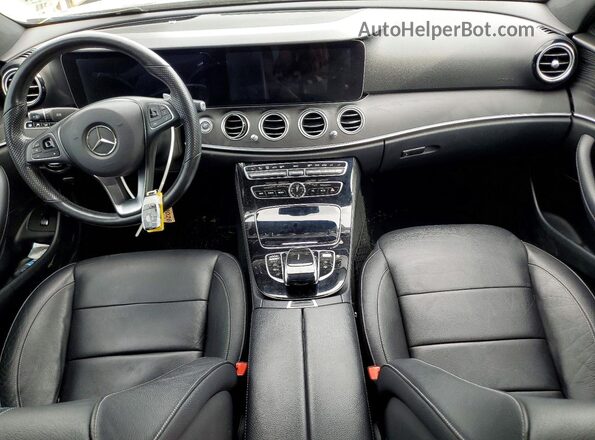 WDDZF4KB4HA184530 2017 MERCEDES-BENZ E Black Вид панелі приладів