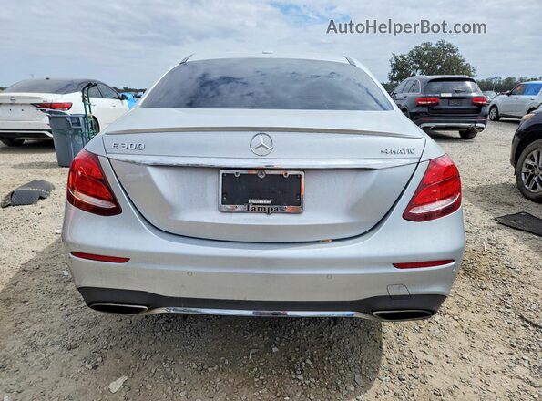 WDDZF4KB4HA204355 2017 MERCEDES-BENZ E Серебряный Вид сзади