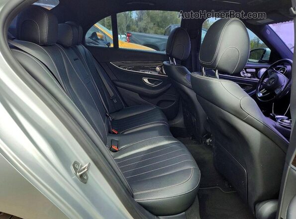 WDDZF4KB4HA204355 2017 MERCEDES-BENZ E Серебряный Вид задних сидений