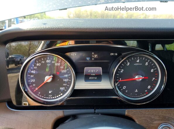 WDDZF4KB5KA662669 2019 MERCEDES-BENZ E Gray Вид щитка приладів
