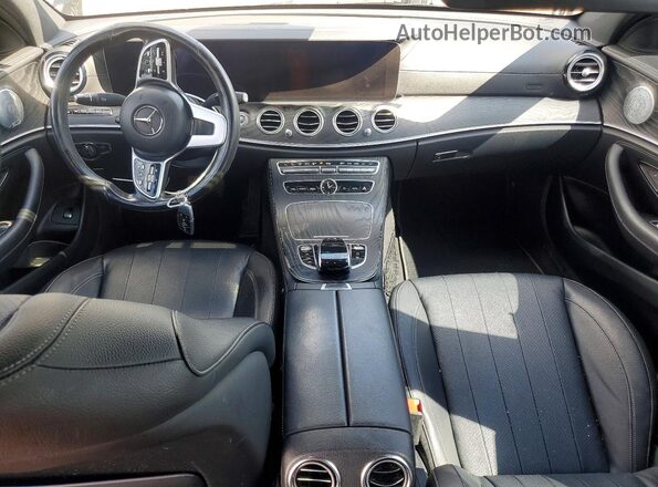 WDDZF4KB6KA614355 2019 MERCEDES-BENZ E Black Widok deski rozdzielczej