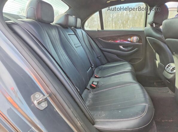 WDDZF4KB8HA054945 2017 MERCEDES-BENZ E Серый Вид задних сидений