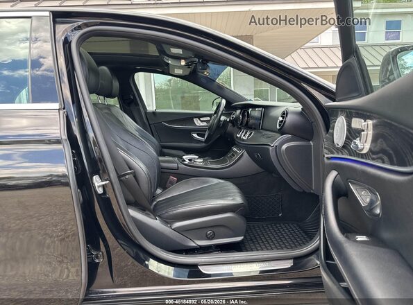 WDDZF4KB8JA356550 2018 MERCEDES-BENZ E-CLASS Черный Вид салона спереди