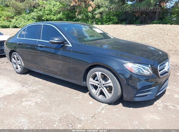 WDDZF4KB8JA481757 2018 MERCEDES-BENZ E-CLASS Черный Передняя правая четверть