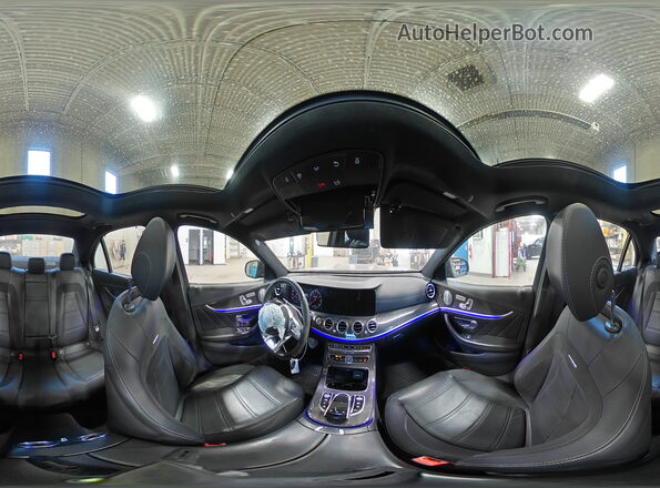 WDDZF6BB3KA490492 2019 MERCEDES-BENZ E Черный Панорамный вид салона 360°