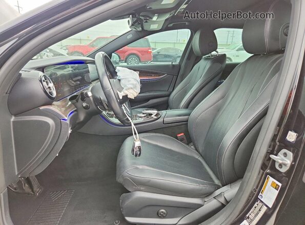WDDZF8DB3LA717190 2020 MERCEDES-BENZ E Black Widok wnętrza z przodu