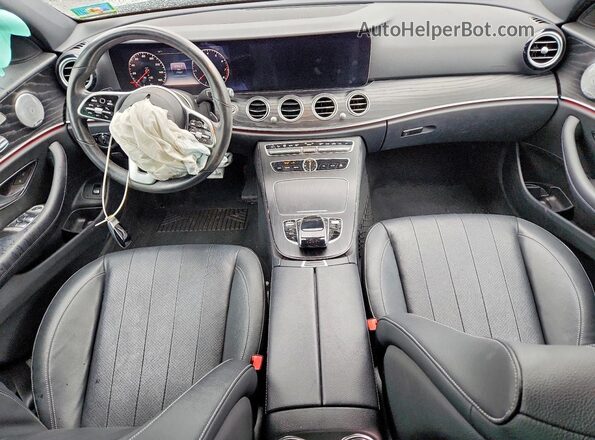 WDDZF8EB3LA717754 2020 MERCEDES-BENZ E Серебряный Вид панели приборов
