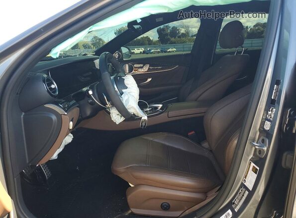 WDDZF8KB8KA679196 2019 MERCEDES-BENZ E Gray Widok wnętrza z przodu