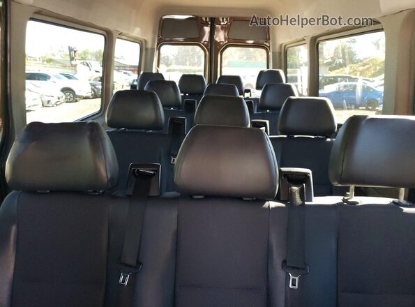 WDZPE8CDXHP396938 2017 MERCEDES-BENZ SPRINTER Gray Rear seats view