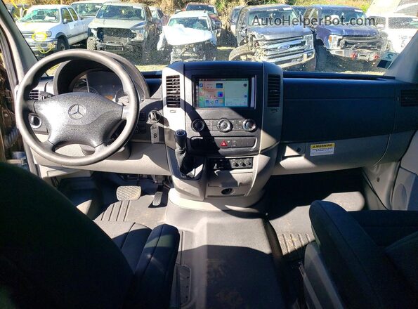 WDZPE8CDXHP396938 2017 MERCEDES-BENZ SPRINTER Gray Dashboard view